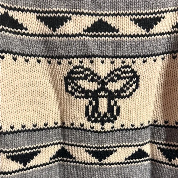 TNA Gray and Cream Zip-Front Sweater - Picture 6 of 7